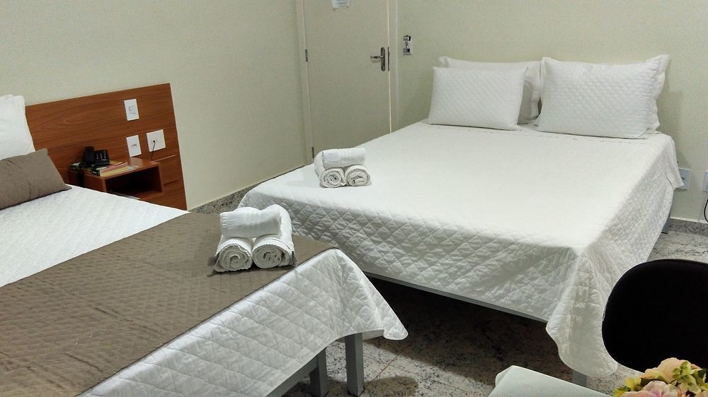 Hotel Flor De Minas اوبيرابا المظهر الخارجي الصورة