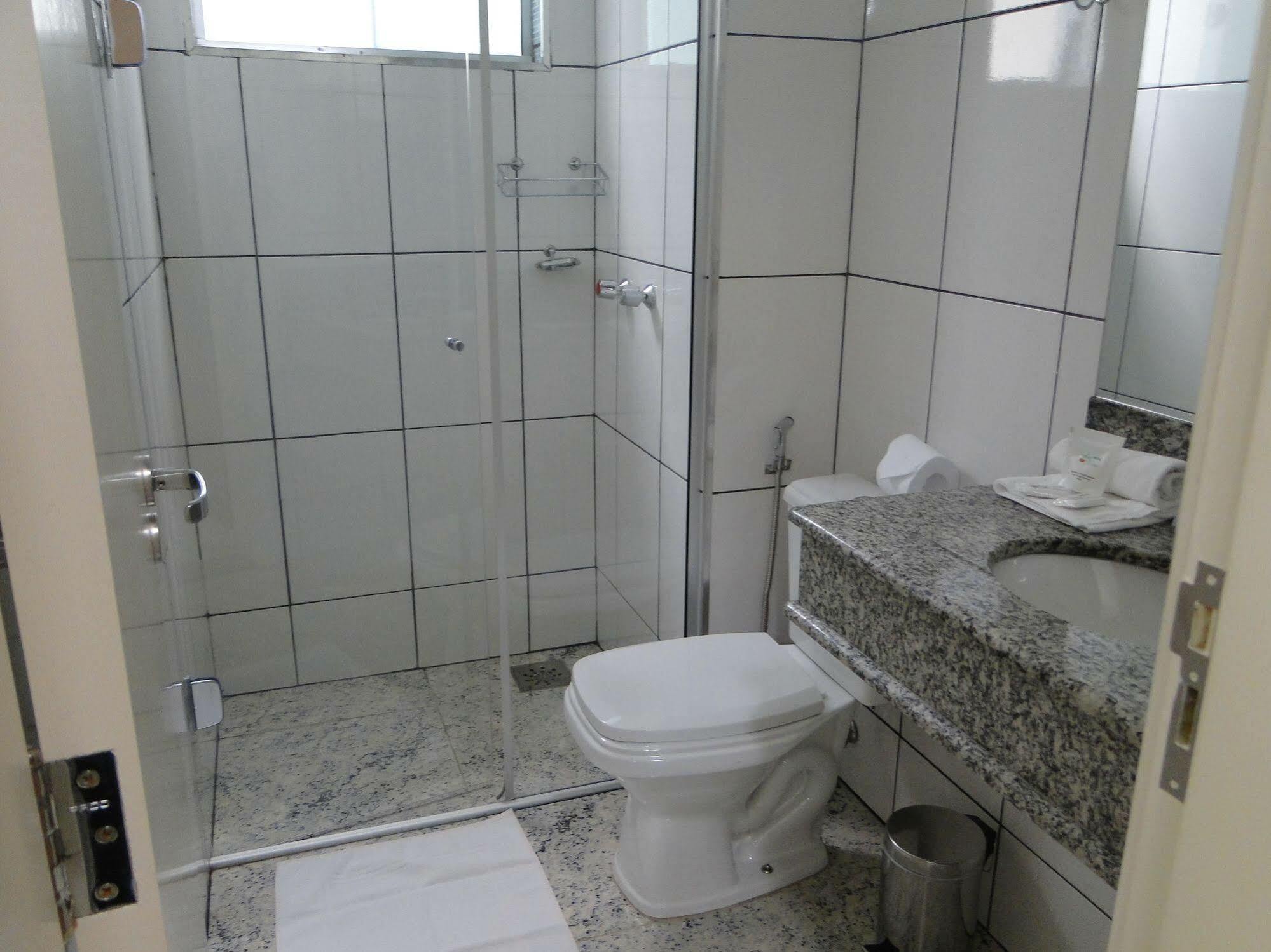 Hotel Flor De Minas اوبيرابا المظهر الخارجي الصورة