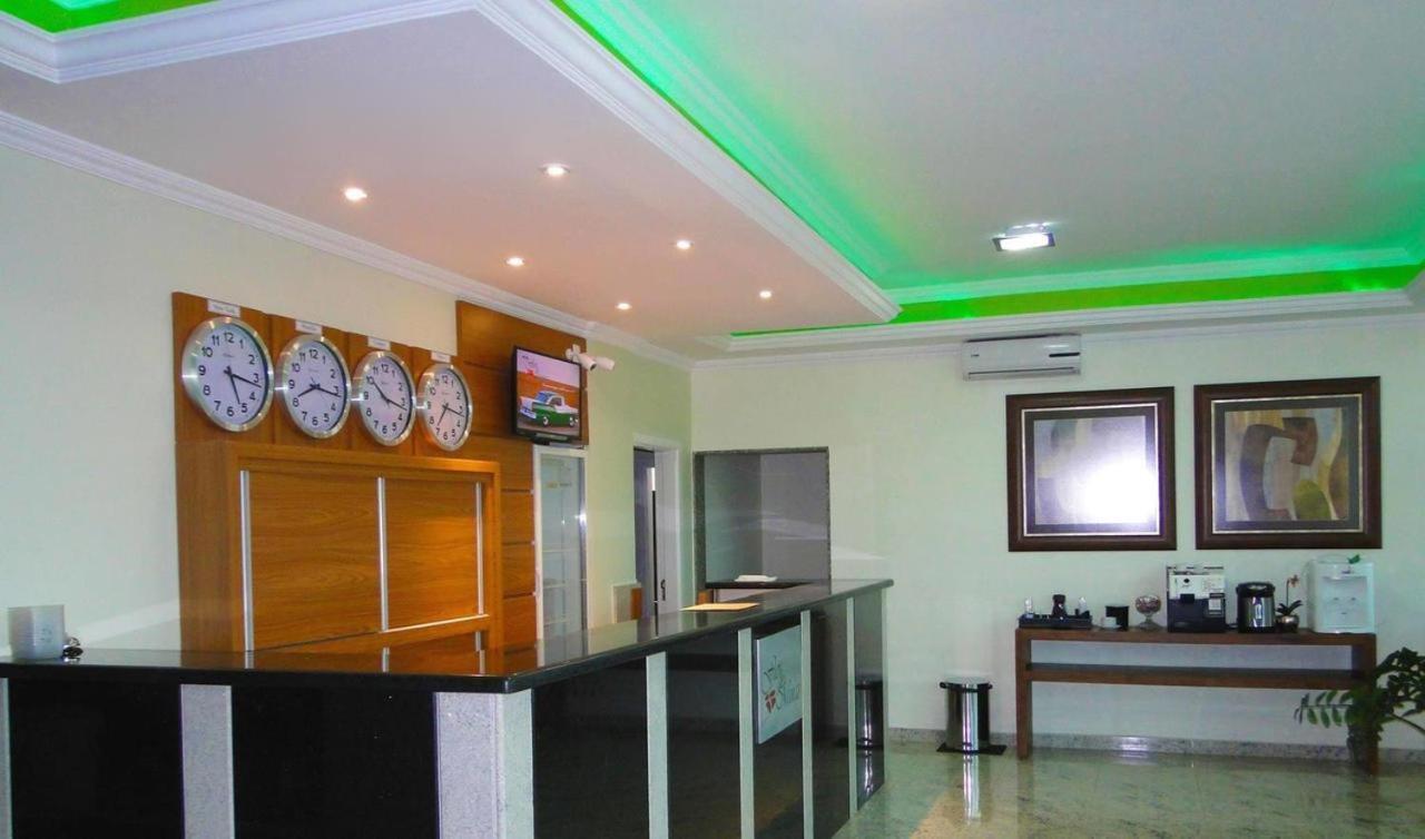 Hotel Flor De Minas اوبيرابا المظهر الخارجي الصورة